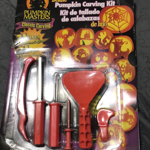 Pumpkin 🎃 Carving pkg 1 - Picture 2 of 5